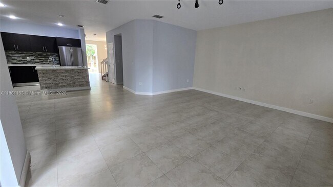 Foto del edificio - 10320 NW 70th Terrace