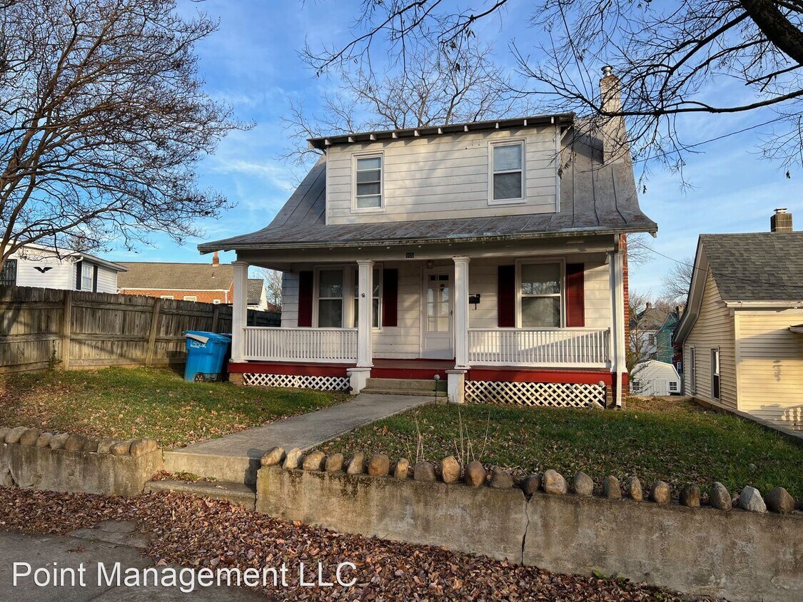 2 br, 1.5 bath House 906 6th St SE House for Rent in Roanoke, VA