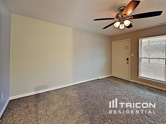 Building Photo - 5813 Windward Way Indianapolis IN