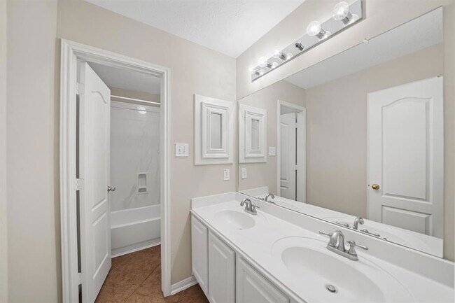 Foto del edificio - Sunset Meadows Drive, Pearland, TX 77581 -...
