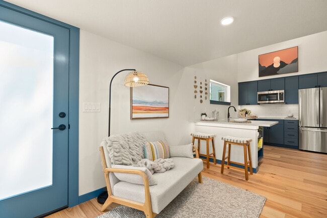 Foto del edificio - 960 NE Norton Ave