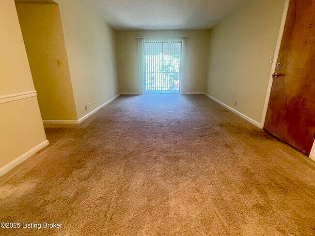 Foto del edificio - 2214 Sherwood Ave