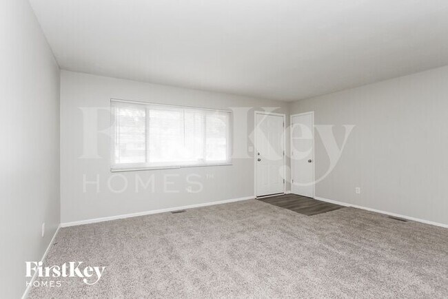 Foto del edificio - 3337 Yuma Ct