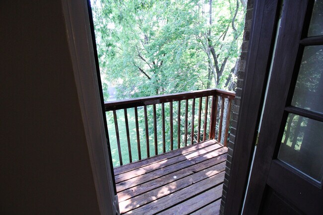 Balcony - 1640 Nicholasville Rd