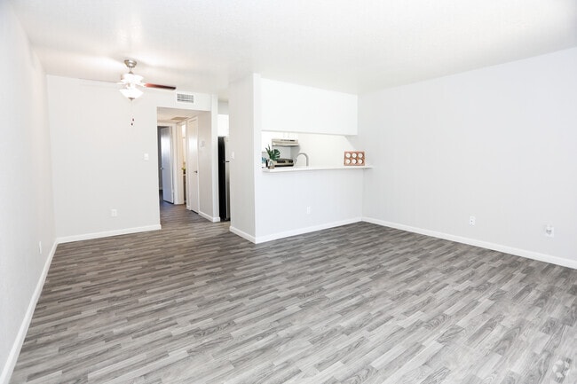1BD, 1BA - 640SF Model - Peaks at Sandia View