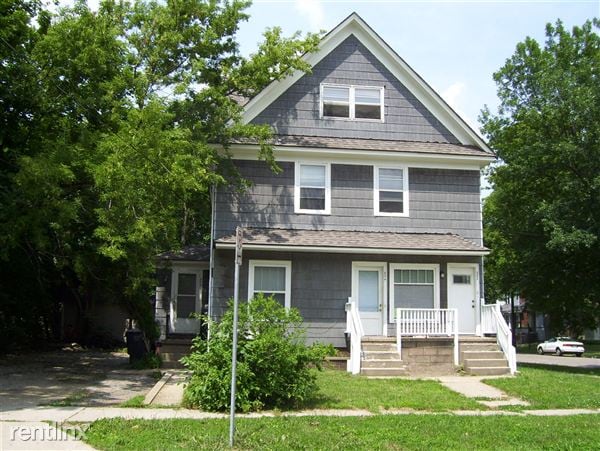 Primary Photo - 802 W Cedar St