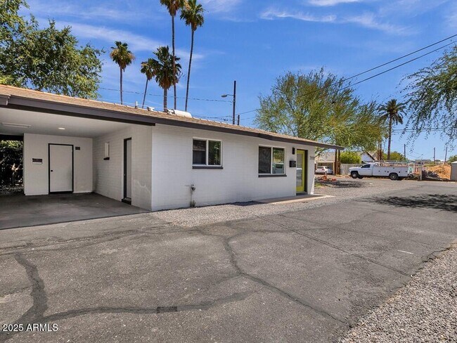 Building Photo - 3118 N 39th St