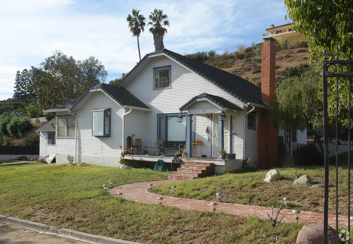 Primary Photo - 769 Anacapa Dr