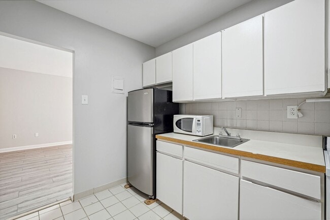 Foto del edificio - Spacious & Bright Studio at River Place