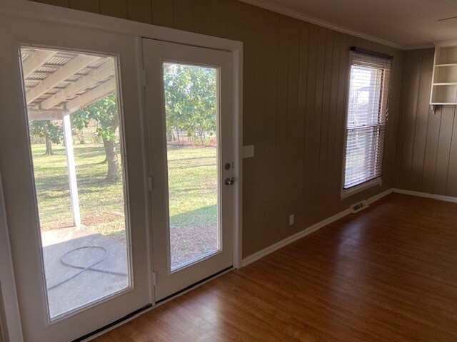 Foto del edificio - 164 New Shackle Island Rd