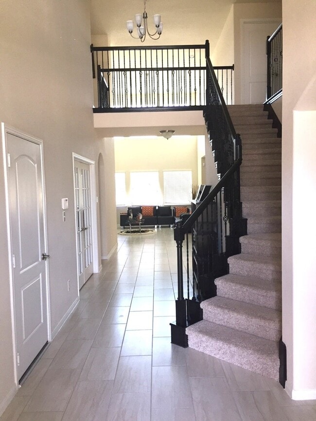 Foto del edificio - 9223 Monarch Field Ln