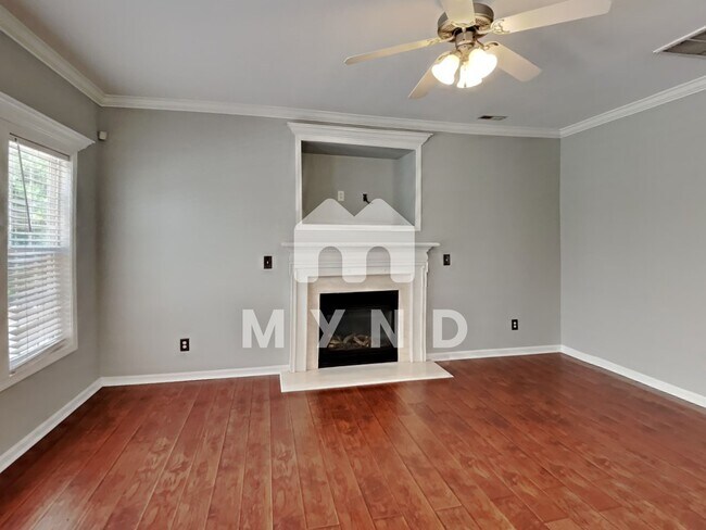 Foto del edificio - 5821 Wynmore Rd
