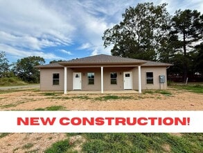 Building Photo - 45 Acorn-