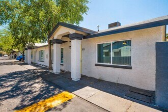 Building Photo - 3133 N 36th St