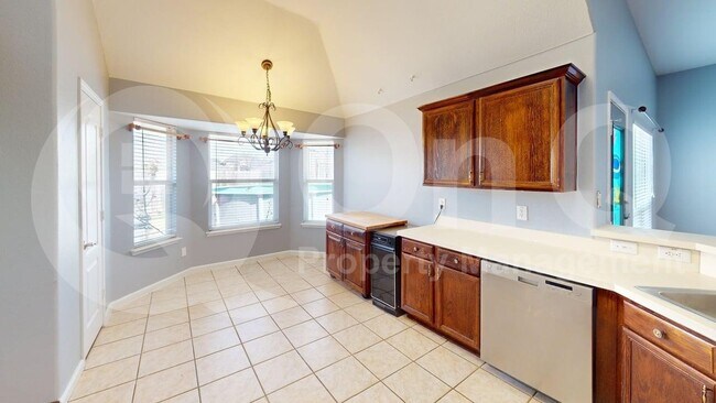 Foto del edificio - 9212 Bedford Ln