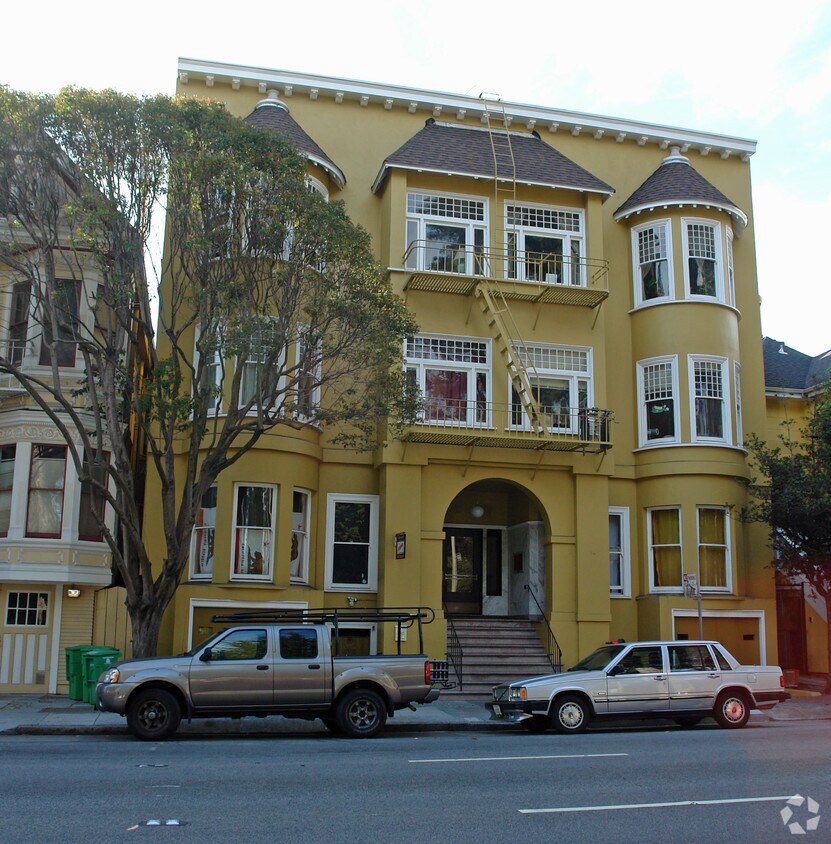 Primary Photo - 1837 Oak St