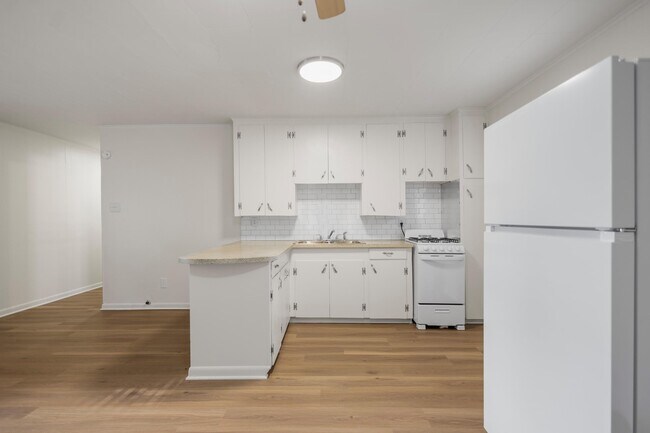 Foto del edificio - 206 Parmley Dr