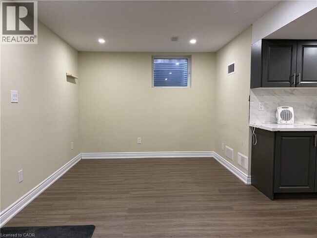 Photo du bâtiment - 40 Houghton St