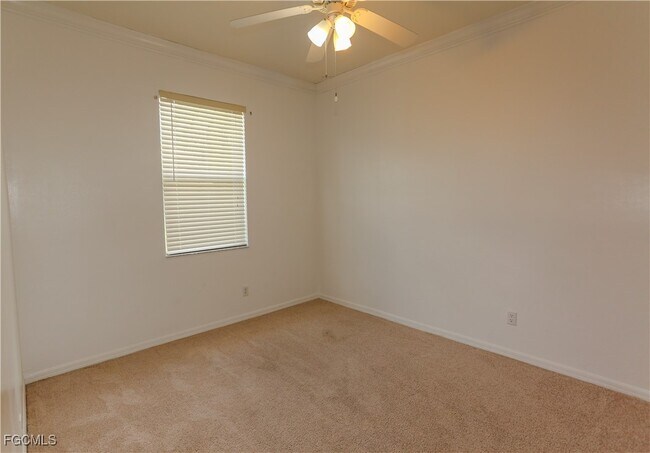 Building Photo - 2272 Hampstead Ct