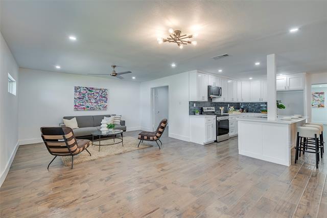 Foto del edificio - 6338 Hidden Trail Dr