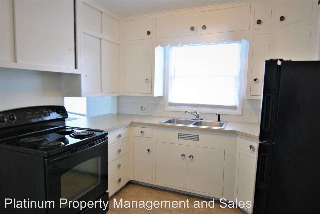 Foto principal - 3 br, 2 bath House - 1110 Walla Walla Ave