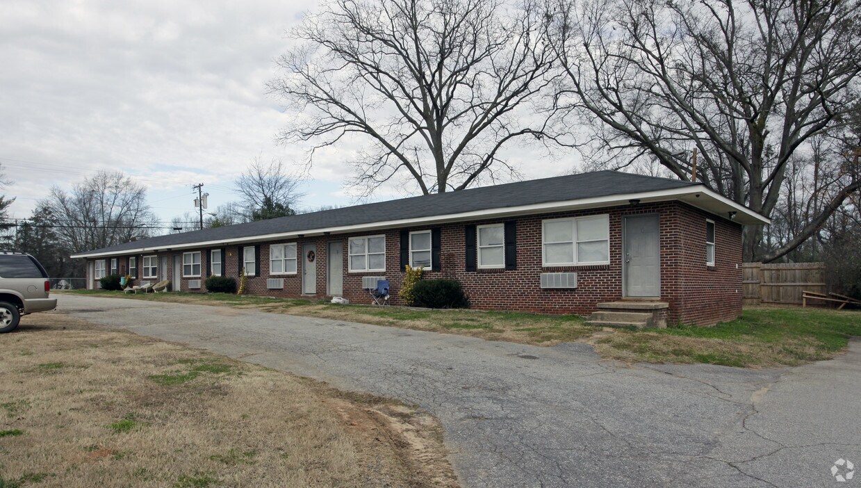 Building Photo - 1-6 Farley Ave