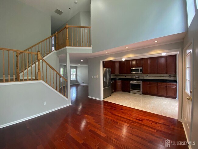 Foto del edificio - 120 Briarwood Dr