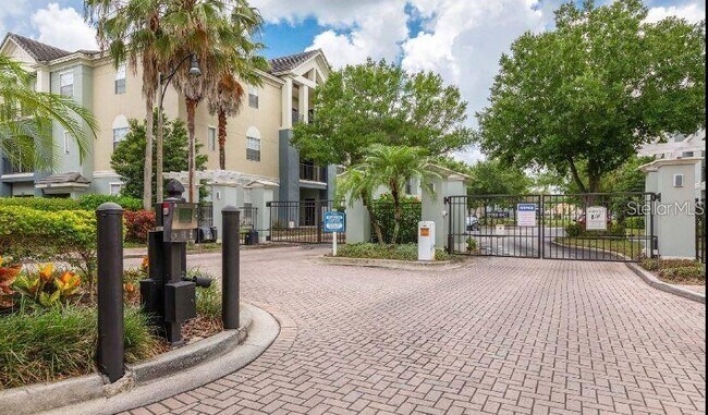 Foto del edificio - 14929 Arbor Springs Cir