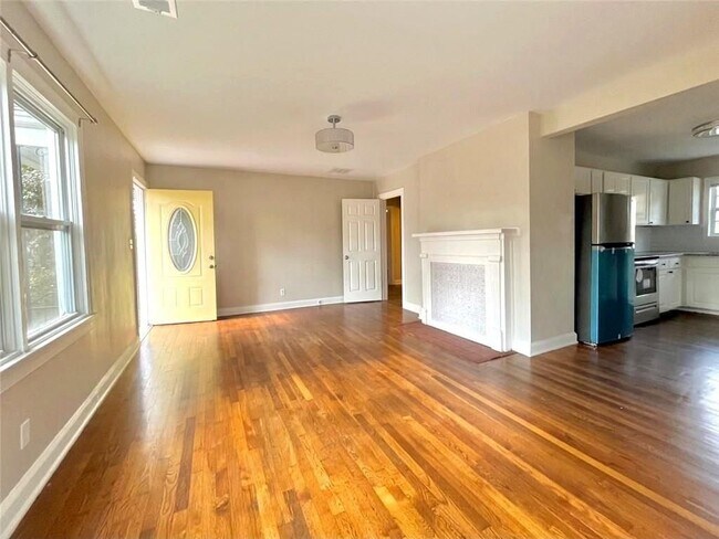 Foto del edificio - 1449 Lynford Dr SW