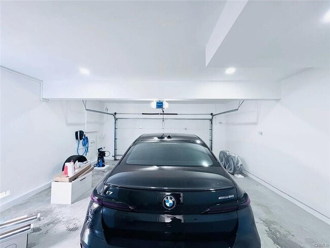 Building Photo - 4739 E Ashford Ave