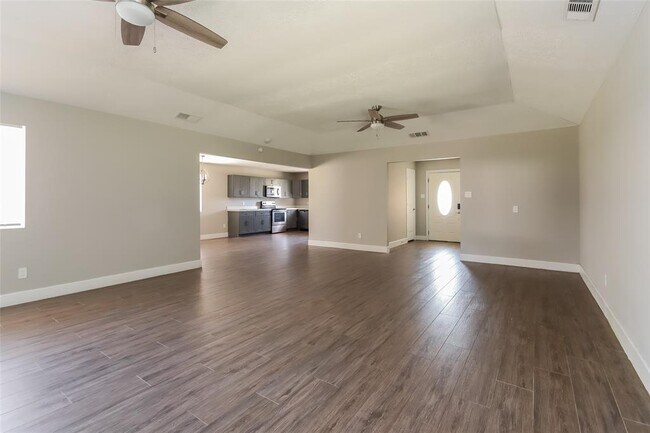 Foto del edificio - 2662 S Woodloch St