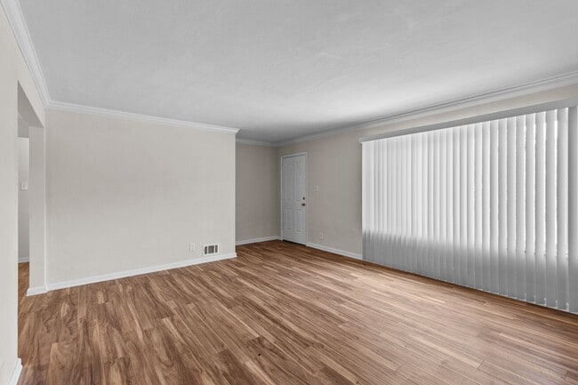 Building Photo - Charming University City Home in a Prime Location