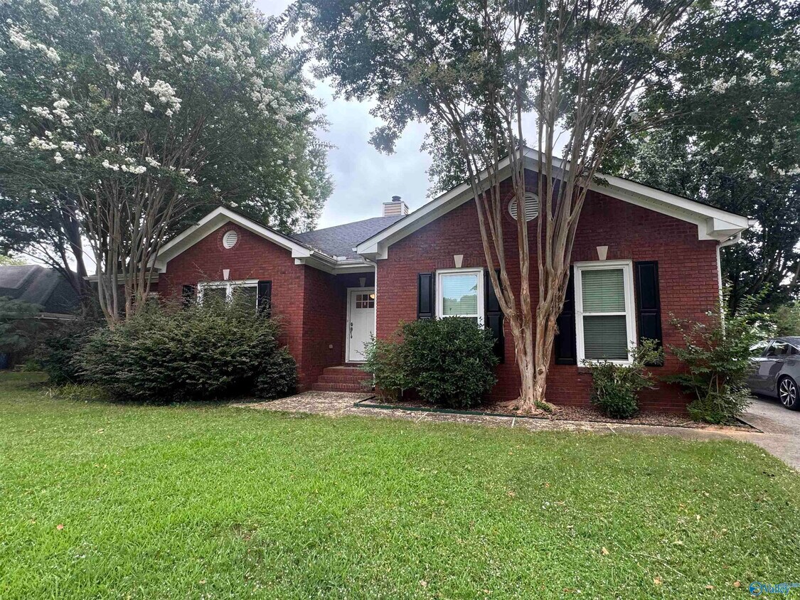 Foto principal - 2629 Quarter Ln SE