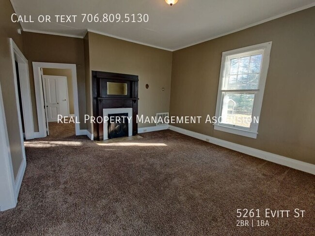 Photo - 5261 Evitt St House