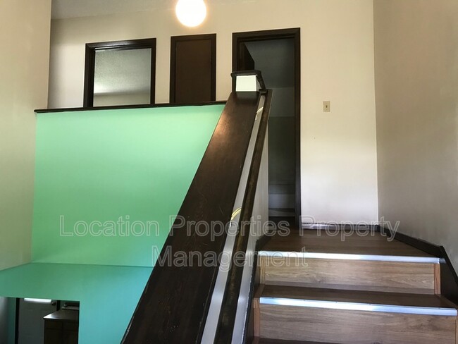 Foto del edificio - 1304 Randall Rd