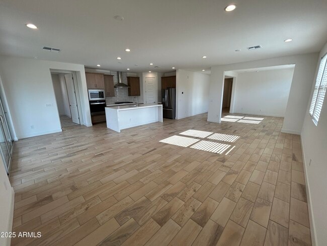 Foto del edificio - 11806 N Loma Linda St