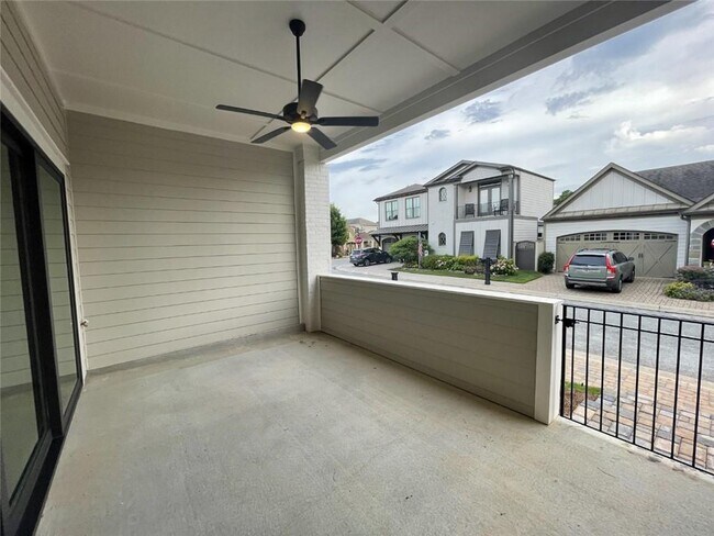Building Photo - 215 Prairie Ln