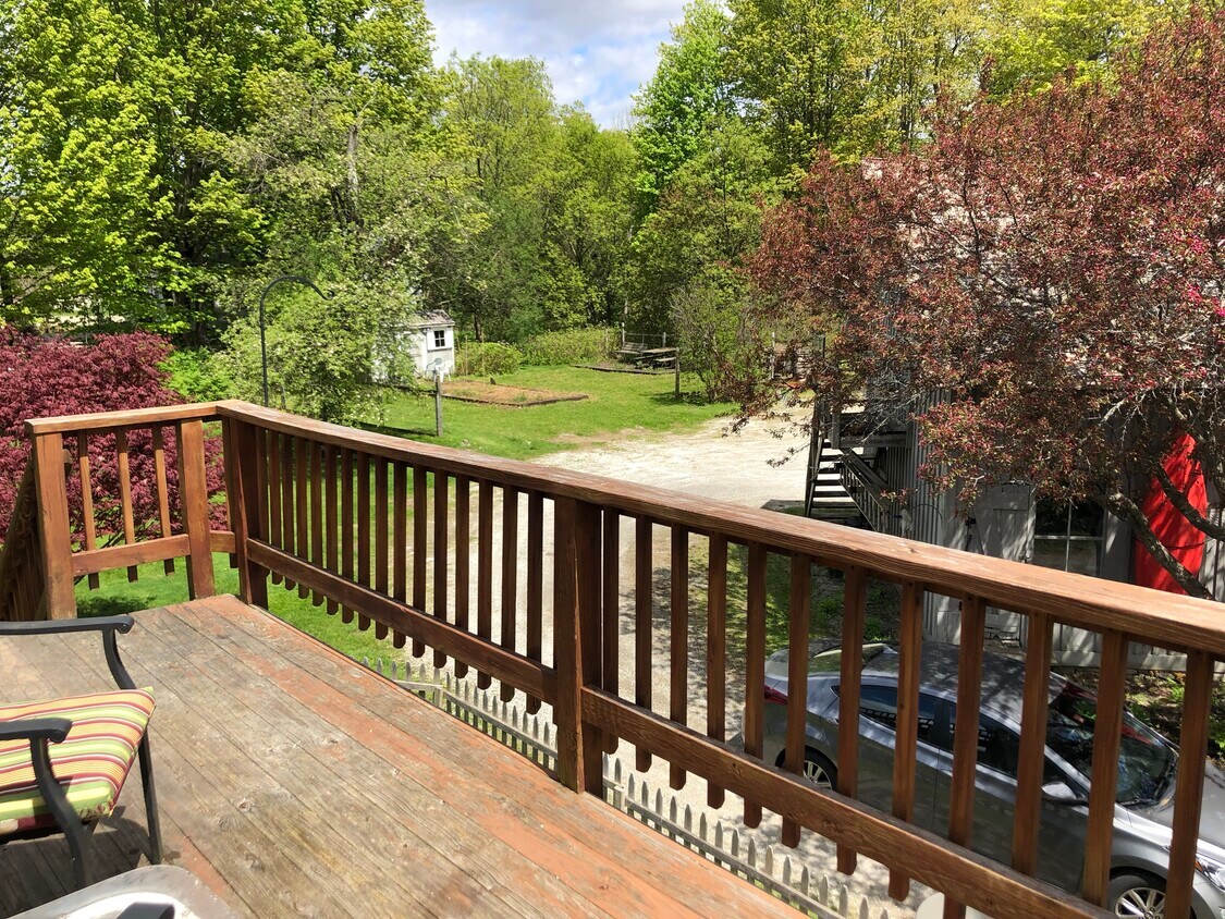 5376 Main St Unit 2nd floor, Manchester Center, VT 05255 Apartments