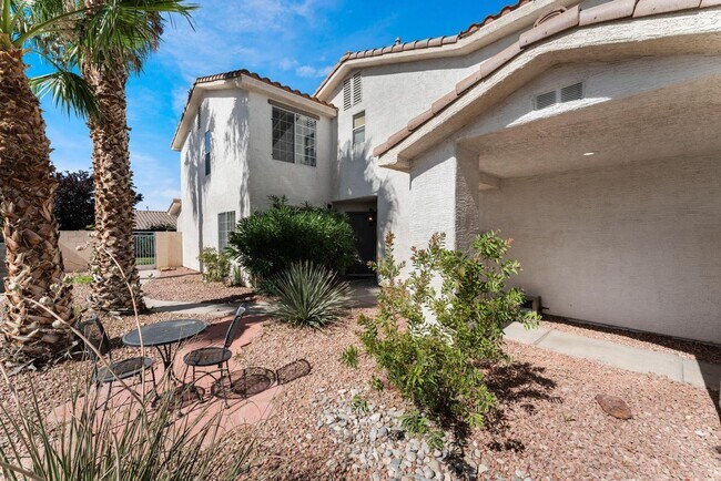 Building Photo - 8213 Bluff Creek