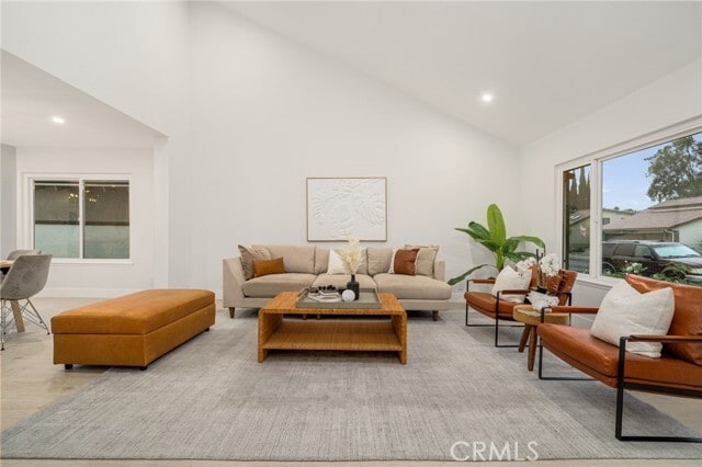 Building Photo - 24362 Via Santa Clara