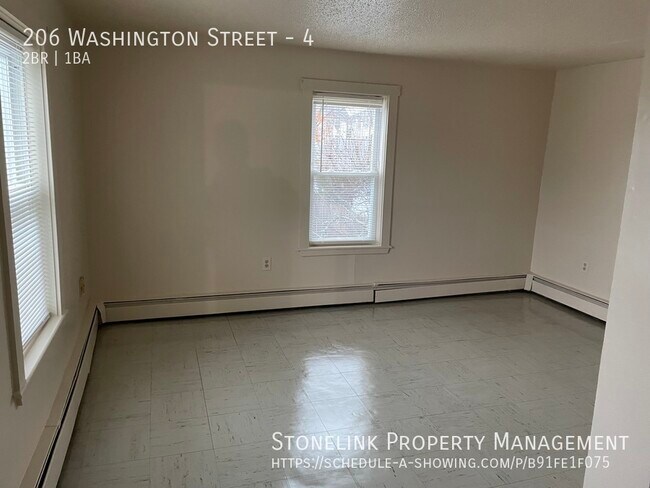 Building Photo - 206 Washington St