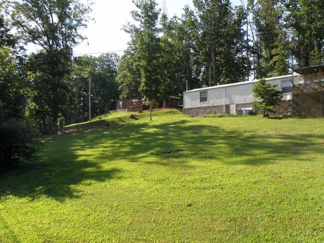 Building Photo - 3024-3028 Tom's Way