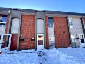 Building Photo - 524 College Park Dr