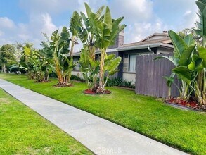 Building Photo - 17092 Emerald Ln