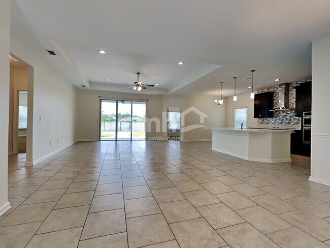 Foto del edificio - 244 Deerfield Forest Dr