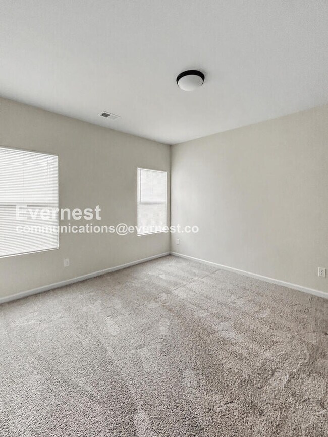 Foto del edificio - 404 S 12th St