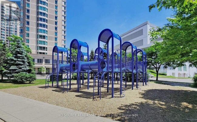 Building Photo - 36-2836 Lee Centre Dr