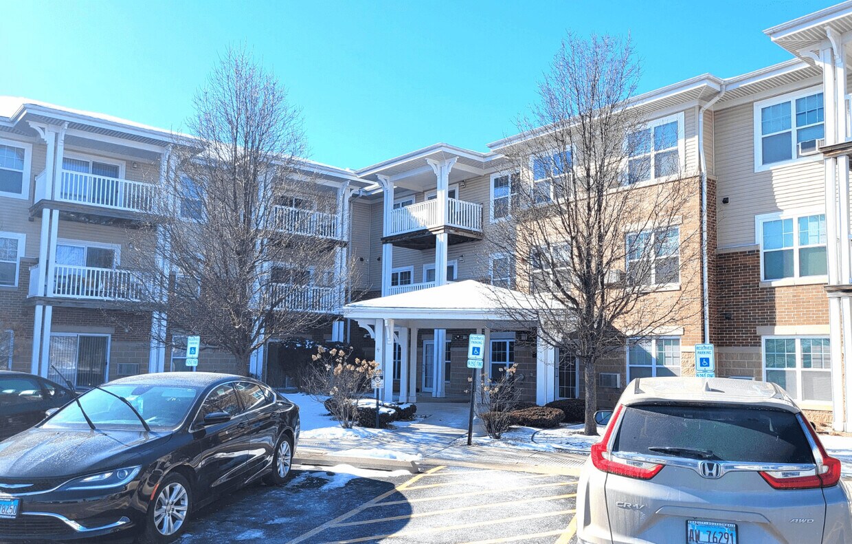 St James Senior Apartments 36603700 Eagle Nest Dr Crete, IL