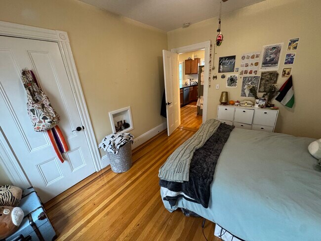 Foto del edificio - 42-44 Gorham St. Unit 2