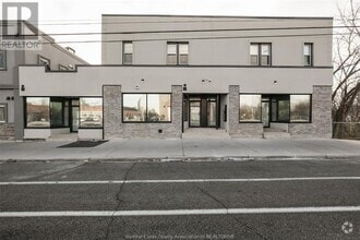 Building Photo - 1223 University Ave W